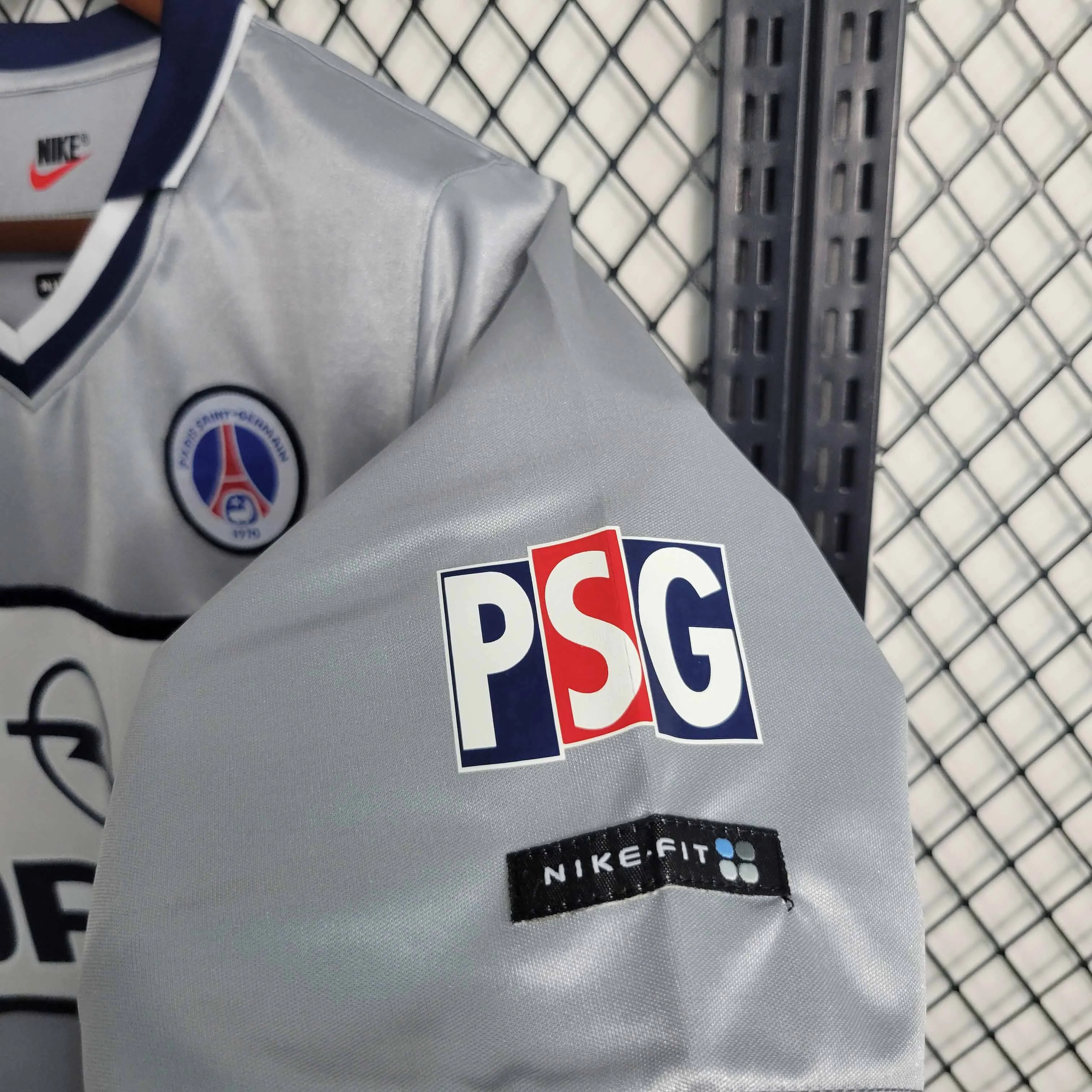 00-01 Retro PSG Away Kit