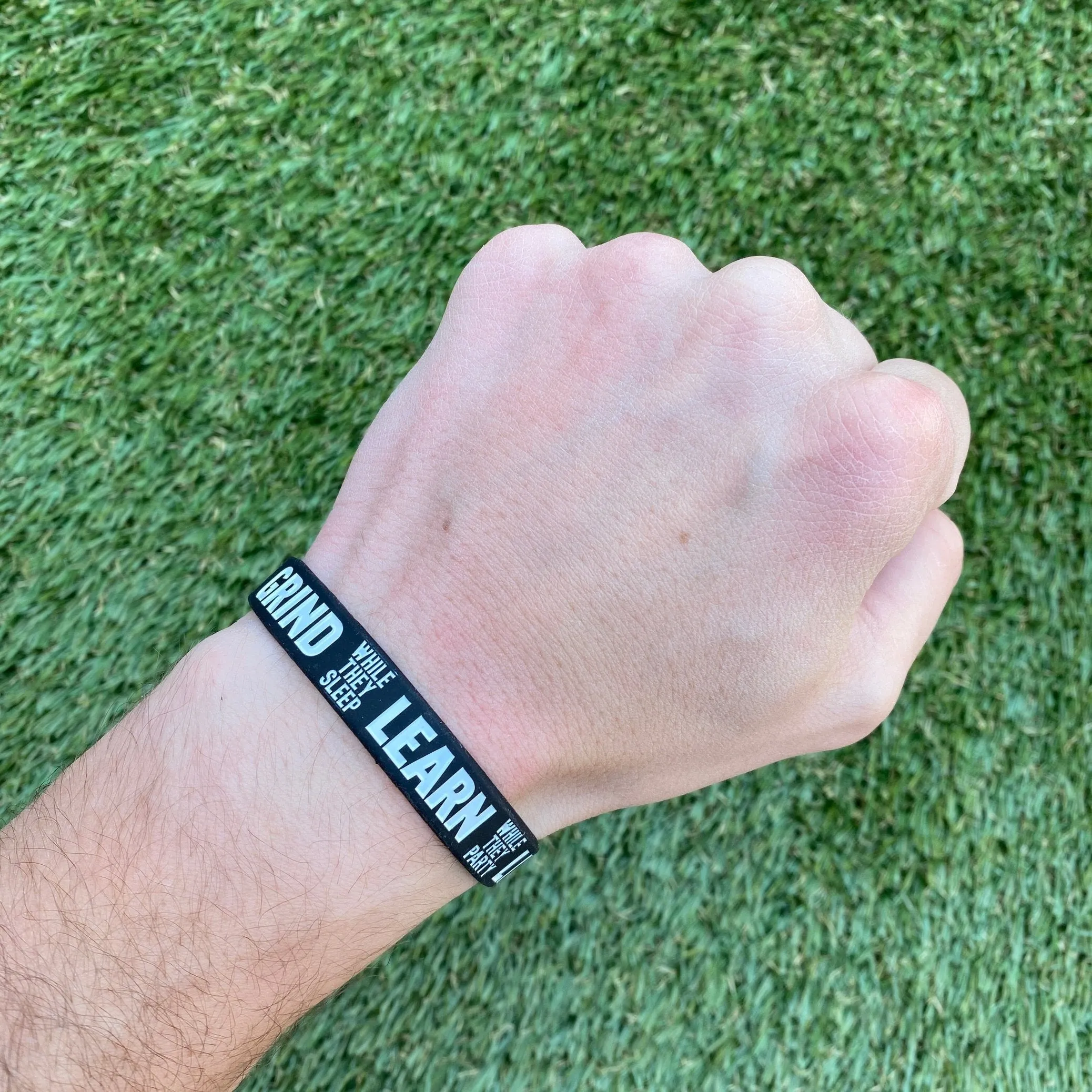 GRIND LEARN LIVE Wristband