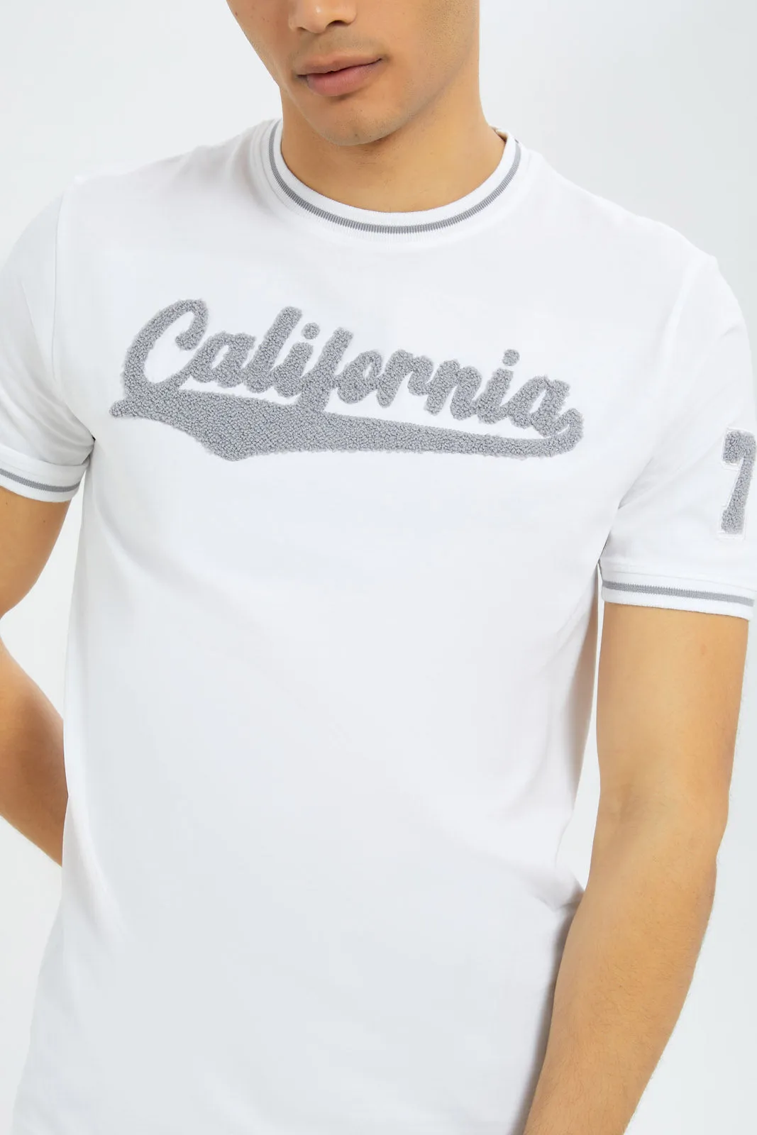 Men White T-Shirt With Applique