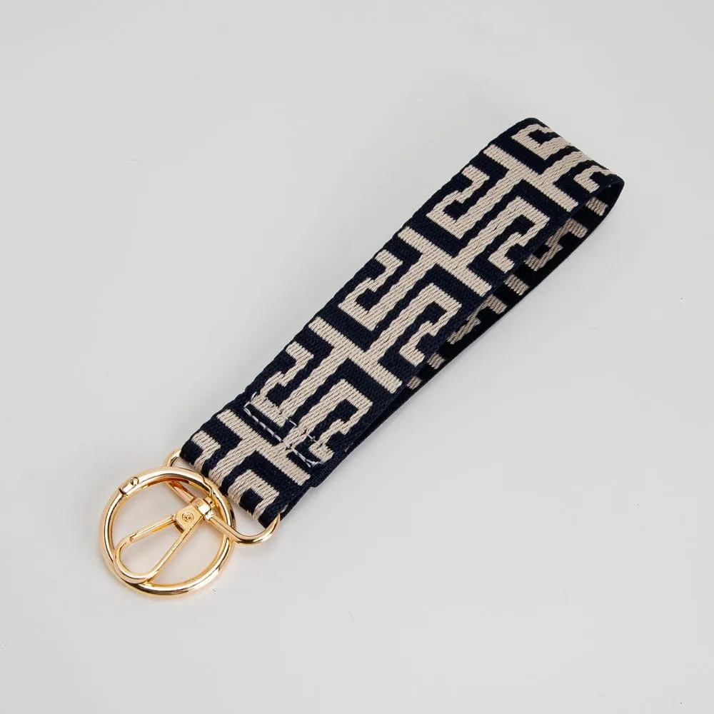 TG10315 Maze Pattern Wristband Keychain