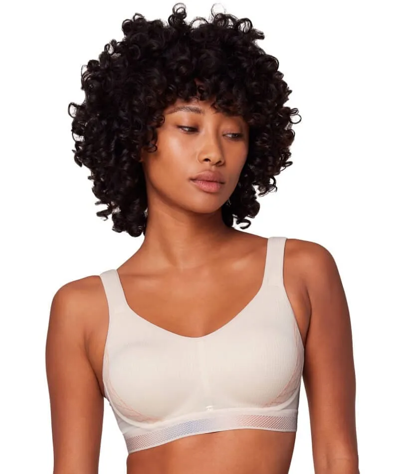 Triumph Triaction Cardio Flow Wire-free Sports Bra - Fresh Powder